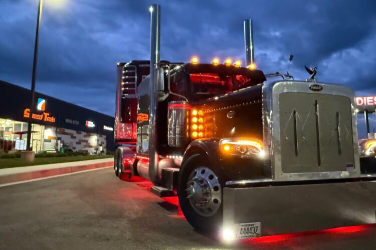 A Day in the life of professional truck driver, trucking to the east coast for ltl in new jersey