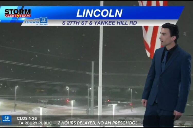 Monday Snow Showers- Monday Morning KLKN Forecast- December 1, 2025