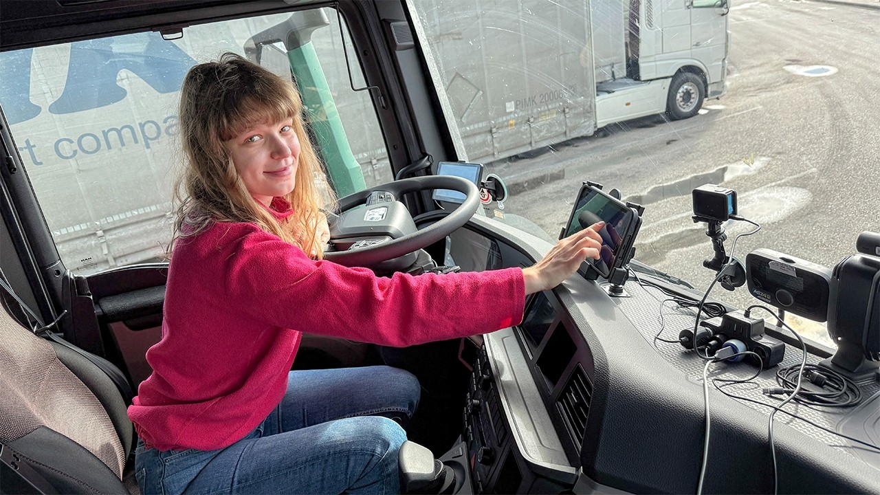 The Beautiful Side of Trucking Life